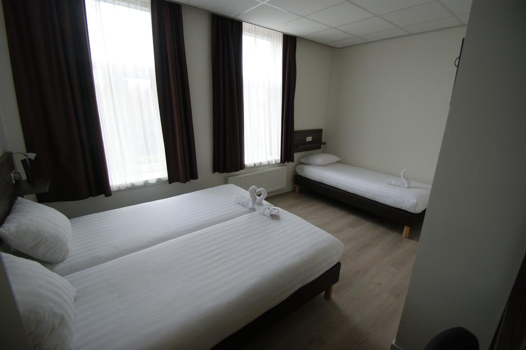 Hotel De Keizerskroon Amsterdam-Schiphol-Halfweg Extérieur photo
